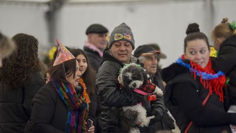 Fiesta de fin de ao en la plaza de la Constitucin de Vlilalba, organizada por el Concello