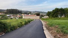 Mejora de caminos en Tella (Ponteceso)