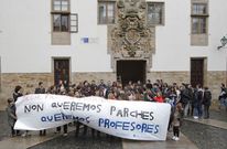 Los estudiantes se concentraron en la plaza de Mazarelos para exigir m�s profesores. 