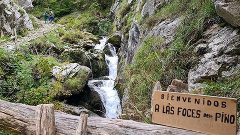 Ruta de las Foces de El Pino, en Aller