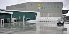 La construcci�n de la factor�a, ubicada en el pol�gono de Penapurreira, supuso una inversi�n de 5,8 millones de euros. 