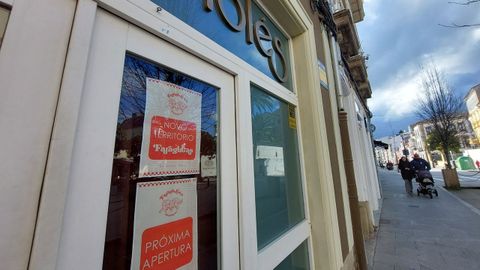 El antiguo Portol�s, frente a donde se encuentran las jardineras que fueron destrozadas