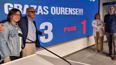 Baltar con Ana Bel�n V�zquez, tras lograr tres diputados