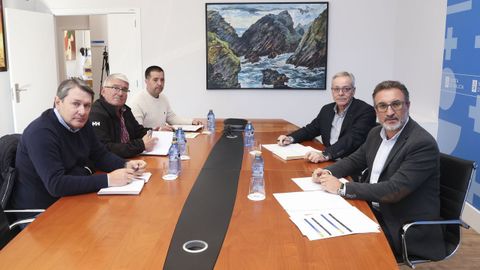 Jos&eacute; Balseiros y Juan Jos&eacute; Cervi&ntilde;o (d), a la derecha, con &Oacute;scar Pose, F&eacute;lix Porto y Paco Bello
