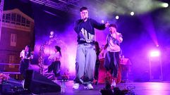 Traca final de las fiestas de Muros con 9Louro
