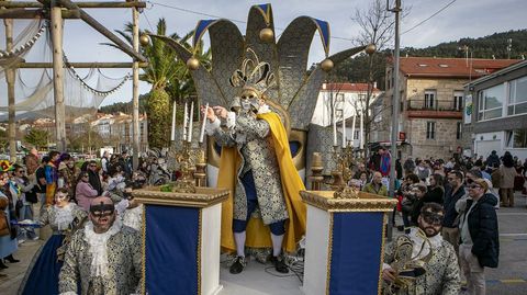 Gran concurso de disfraces y comparsas en Porto do Son