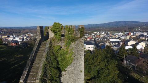 Torre do Batalho da fortalea de Sarria.