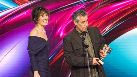 Ana Dom�nguez y Rafa Casta�er recogen el premio a mejor cartel