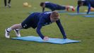 Mossa Real Oviedo Requexon.Mossa, durante un entrenamiento en El Requexon