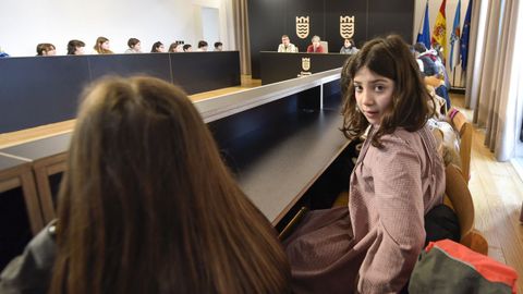 Primera sesi�n del segundo Consello da Infancia de Pontevedra, celebrado en el sal�n de plenos del Concello