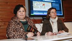 Las ponentes, Pilar Ponte y Patricia Gal�n, en la primera sesi�n. 