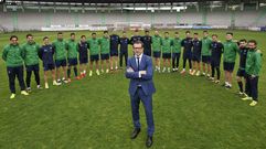 Isidro Silveira Rey, ayer con la plantilla del Racing de Ferrol antes del entrenamiento 