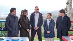 Los miembros del jurado de �MasterChef 14�, Pepe Rodr�guez, Jordi Cruz y Marta Sanahuja, junto a los chefs Lydia del Olmo y Xos� Magalhaes, en el parador de Monterrei