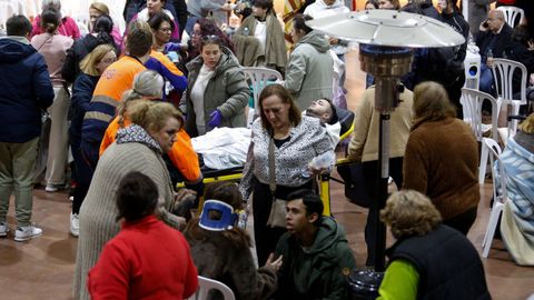 El polideportivo municipal de Adamuz se convirti� en improvisado hospital de campa�a