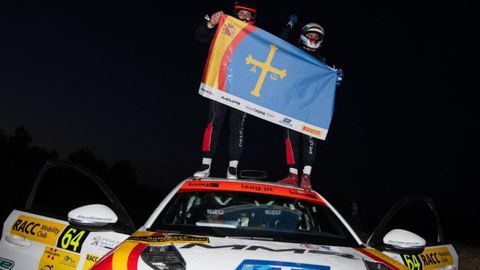 Alejandro Cach�n y su copiloto  Jandr�n  L�pez fueron los campeones de la Peugeot Cup Ib�rica.