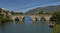 A Ponte da Cigarrosa es uno de los principales reclamos tur�sticos de A R�a y Pet�n