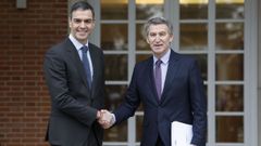 Pedro S&aacute;nchez y Alberto Nu&ntilde;ez Feijoo, en la Moncloa en una foto de archivo.