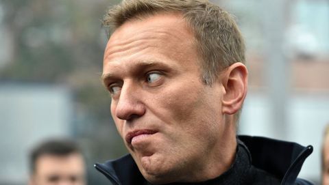 El lider opositor ruso Alexei Navalni estuvo ingresado en coma en un hospital berlin�s, presuntamente envenenado