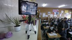 Clase presencial en A Coru�a a la que asiste un alumno a distancia.