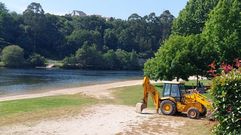 Comienzan los preparativos para la puesta a punto de la playa fluvial del L�rez