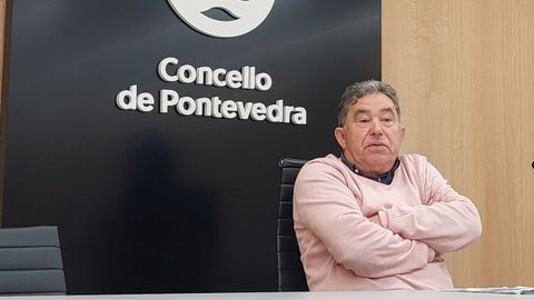 El alcalde de Pontevedra, Miguel Anxo Fern�ndez Lores, en la sala de prensa del Concello
