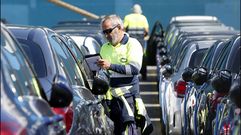 Normalidad en el puerto de Vigo en la primera jornada de huelga de la estiba