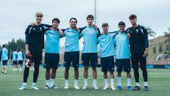 Los jugadores del Celta Izan Server, Hugo Gonz�lez, Joel L�pez, Hugo Burcio, �scar Marcos, �ngel Arcos y Coke Carrillo.
