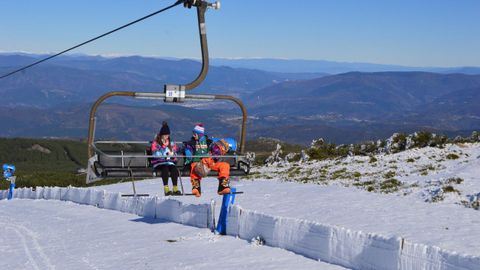 En Manzaneda ya se puede disfrutar de la nieve