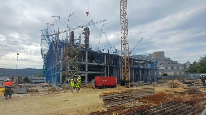 Obras de ampliaci�n del hospital de Cabue�es, en Gij�n.