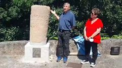 El arque�logo Santiago Ferrer junto a la alcaldesa de Pet�n, Raquel Bautista