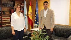 Eva Barrio, alcaldesa de Ri�s, junto a Gabriel Al�n, delegado de la Xunta en Ourense 