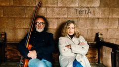 Teo Cardalda y Mara Monsons, en una imagen de su nuevo disco. 