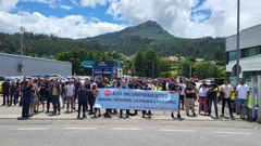 Trabajadores de la empresa durante la concentraci�n celebrada este viernes ante las instalaciones de Zam�ns