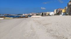 La primera fase del proyecto de regeneraci�n devolvi� un buen volumen de arena a la playa de A Carabuxeira