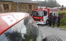Tras la alerta suscitada acudieron tres veh�culos de bomberos. 
