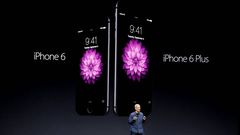 El iPhone 6 y el iPhone 6 Plus durante su presentaci�n el pasado 9 de septiembre