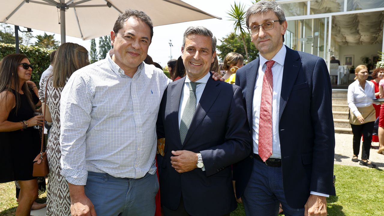 Emotiva despedida al juez decano Germán Serrano tras 23 años en Vigo
