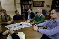 <span lang= es-es >Coincidencia general en cuanto a agilidad de plazos</span>. En la mesa, de izquierda a derecha, Fernando Ala��n, Luis Menor, Jorge Temes, Jos� Luis Roig y Teodoro Fern�ndez.