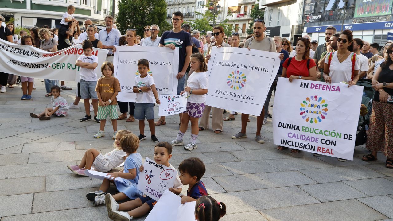 Las familias de A Lomba no se rinden: seguirán movilizándose para evitar el cierre de un aula de Infantil