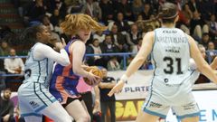 Melia, con 18 puntos, fue la mxima anotadora del Baxi Ferrol.