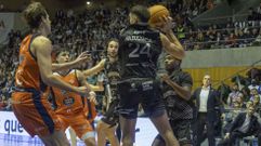 En la primera vuelta, en Sar, el Obradoiro derrot&oacute; al B&aacute;squet Coru&ntilde;a.