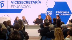 Reunin organizada por la vicesecretara de Educacin del PP de Ourense.