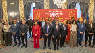 Autoridades y galardonados con los Premios Alimentos de Espa�a 2026, que se entregaron en una gala celebrada en Madrid el 13 de octubre.