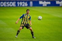 Lucas Ahijado Real Oviedo Ponferradina Carlos Tartiere.Lucas trata de controlar un bal�n ante la Deportiva Ponferradina