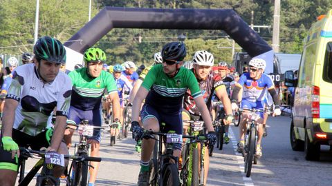 PRIMER TERRAS DE BARBANTIA BTT CON SALIDA DESDE LA AVENIDA DE COMPOSTELA EN BOIRO