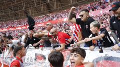 Derbi asturiano entre el Real Sporting de Gijon y el Real Oviedo en El Molin�n