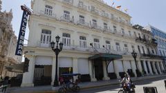 La canadiense Blue Diamond, la tercera mayor cadena hotelera extranjera en Cuba por n�mero de instalaciones gestionadas, va a cesar totalmente sus operaciones en la isla, difundieron medios oficiales, pese a que la compa��a no lo ha anunciado oficialmente hasta el momento, en la imagen, el hotel Inglaterra