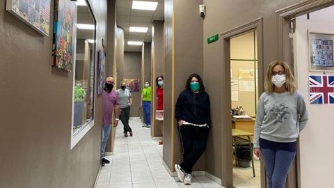 Parte del equipo de las academias Antares