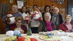 Roraima, con algunas de sus alumnas en el taller de ganchillo de Celanova