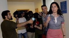 Paula Prado abandona el juzgado de Lugo